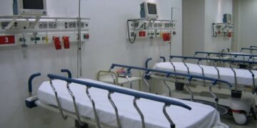 La licitación de un centro de diálisis despertó sospechas