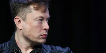 Elon Musk llama a votar por los republicanos en las elecciones de EEUU