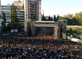 Se festeja el Día de la Música en el Parque de las Tejas