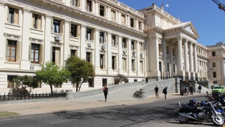 Reconocen el derecho a la pensión a una mujer víctima de violencia de género que mató a su marido