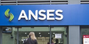 Fijan nuevos valores de asignaciones familiares con un aumento del 15,62%