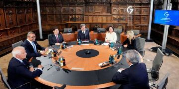 G7 promete a Ucrania reparar infraestructura crítica