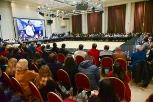 El espacio de Gill evalúa ir con candidatos propios a la Gobernación