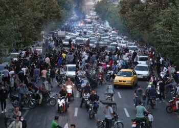 Irán vivió otra jornada de protestas luego de los funerales de dos menores