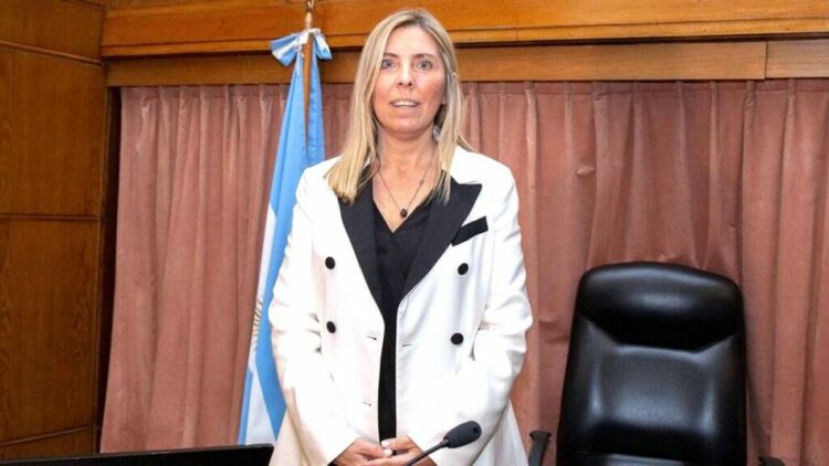 CFK presentó la recusación contra la jueza Capuchetti: "ni sabe ni quiere investigar"
