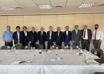 De Loredo se mostró con los ex presidentes Macri y Piñera