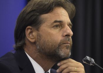 Una polémica con Inteligencia salpica a Lacalle Pou