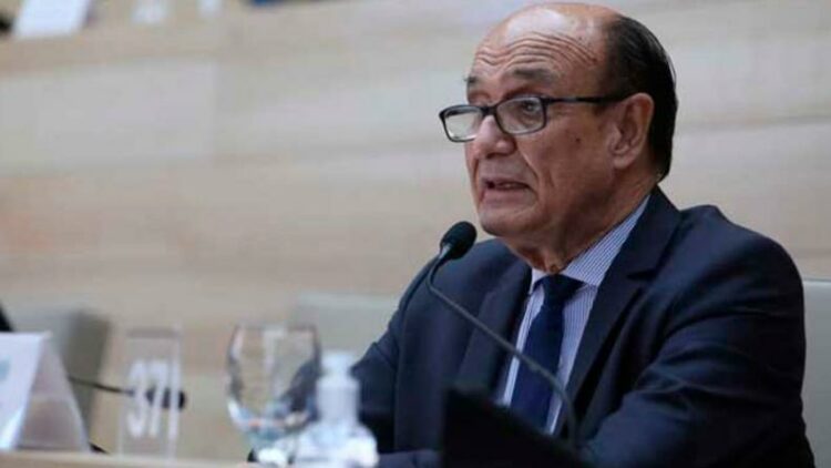 El fiscal anticorrupción investigará la declaración jurada de González por presuntas irregularidades