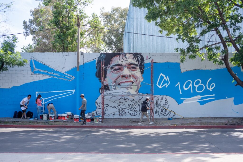 Murales de Maradona, Messi y Kempes