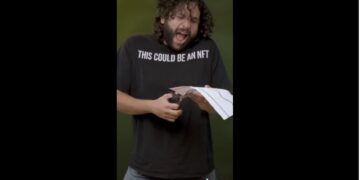 Tres hombres participaron de un experimento para sentir el dolor menstrual