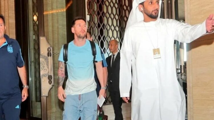 Messi ya está con la Selección Argentina en Emiratos Árabes para el Mundial de Qatar