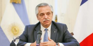 El Presidente aseguró que habrá un bono de fin de año para los trabajadores