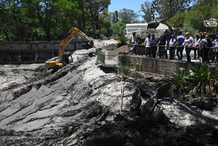 Intervienen el lago del ex Zoo para sanearlo