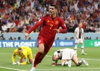 Igualdad entre campeones por el Grupo E