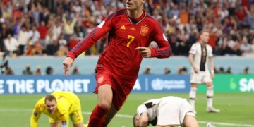 Igualdad entre campeones por el Grupo E