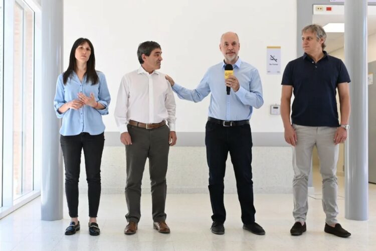 Fernán Quirós lanzó su candidatura tras un acto compartido con Larreta.