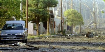 Conmemoran el atentado a la Fábrica Militar