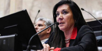 Diputados exigen informes sobre la discrecionalidad en el acceso al dólar