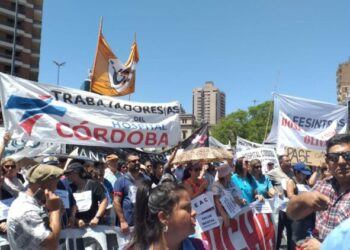 Masivo paro general de salud