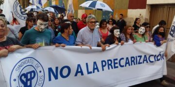 Se potencian los reclamos contra la precarización laboral en el Estado