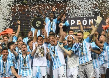 Racing se consagró campeón luego de vencer a Boca en el suplementario