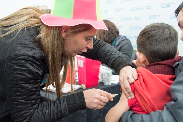 Córdoba vacunó al 56% de los niños contra la rubéola