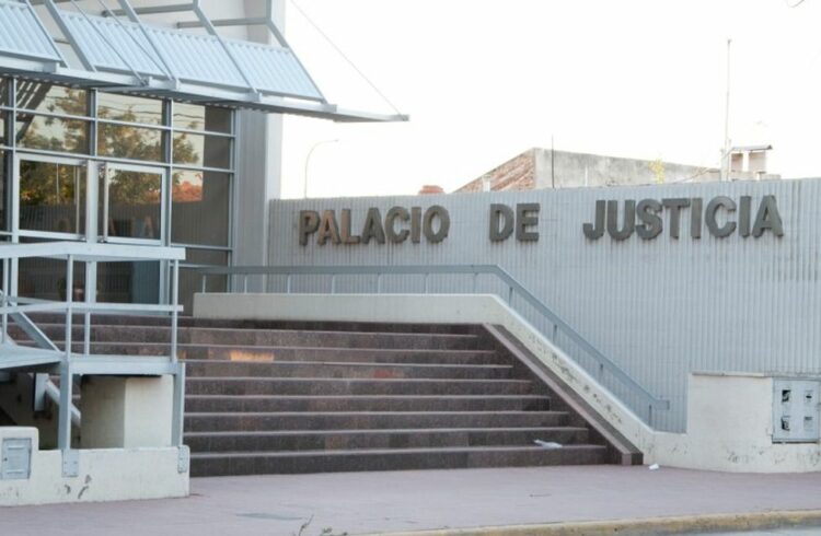 Una niña le confesó el maltrato de su padre a la maestra