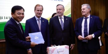 La Región Centro avanza en acuerdos para exportar porcinos y cítricos a Vietnam