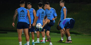 Con el regreso de Di María, Scaloni comienza la segunda práctica y podría haber sorpresas en el equipo