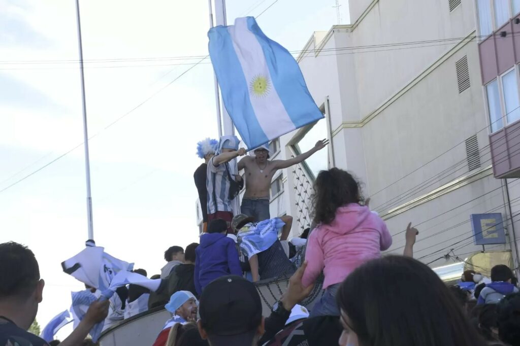 Ecos de una felicidad mundial