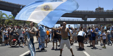 Un poco de historia para entender la extraordinaria celebración que desborda Buenos Aires