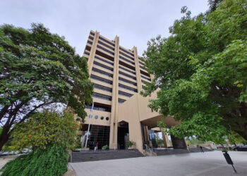 Los judiciales federales paran por 36 horas en reclamo de un aumento salarial