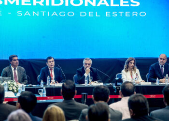 «En el Norte no se discute cómo ampliamos los subtes, sino quién tiene agua”, dijo Fernández sobre la coparticipación