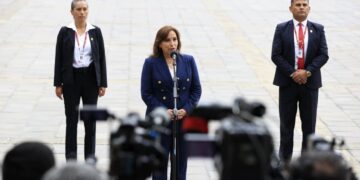 Boluarte descartó adelantar las elecciones y Castillo quedó en “detención preliminar”