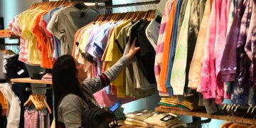 Las ventas minoristas bajaron 3,1% en noviembre