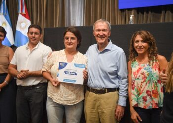 511 cordobeses recibieron nuevos préstamos del Banco de la Gente