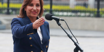 El Congreso peruano debatirá si adelanta los comicios a 2023