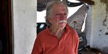 El papá del taxista asesinado por Carmona apuntó contra el juez que permitió sus salidas transitorias