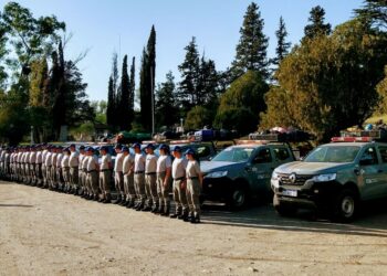 Mientras los incendios se encuentran en guardia de cenizas, piden precaución por el riesgo extremo