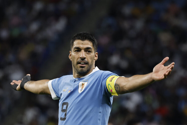 Uruguay's forward #09 Luis Suarez reacts during the Qatar 2022 World Cup Group H football match between Ghana and Uruguay at the Al-Janoub Stadium in Al-Wakrah, south of Doha on December 2, 2022. (Photo by Khaled DESOUKI / AFP)