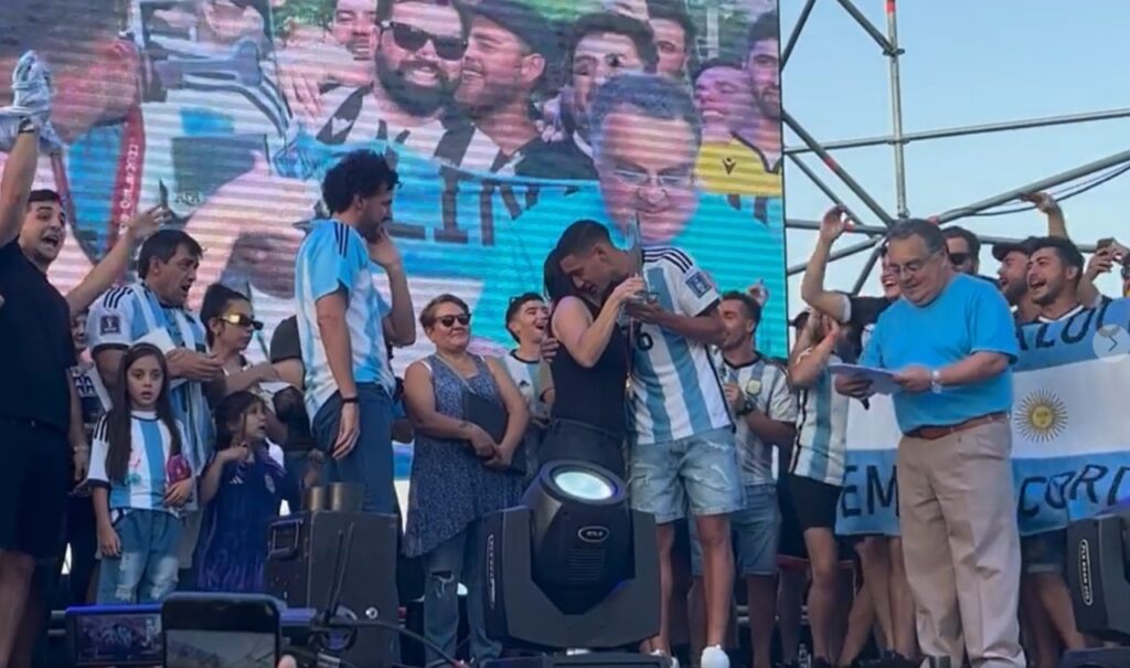 Embalse recibió a Nahuel Molina, campeón mundial