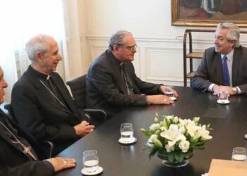 En medio del conflicto por la coparticipación, la Iglesia pidió que se respete la Constitución Nacional