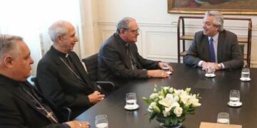 En medio del conflicto por la coparticipación, la Iglesia pidió que se respete la Constitución Nacional