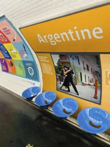 París le cambió el nombre a la estación Argentina de subte y le pusieron Francia por la final