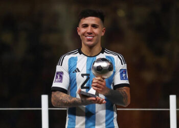 Tras su gran desempeño en Qatar, Enzo Fernández recibió propuestas de los mejores clubes de Europa