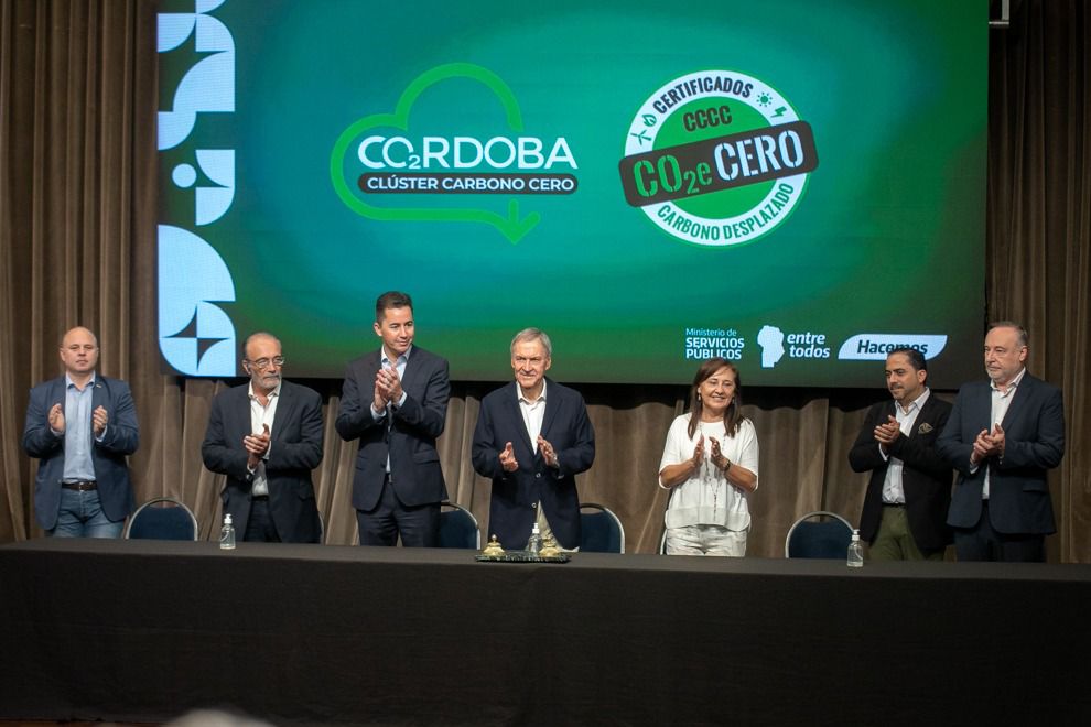Schiaretti presentó la subasta de certificados de carbono para empresas