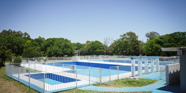 Comienza este viernes la temporada de verano en natatorios municipales