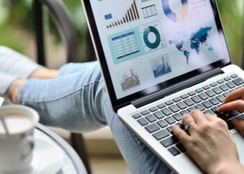 Estas son las diez carreras con alta demanda laboral en 2023