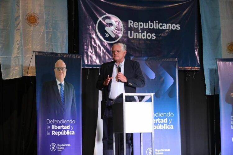 López Murphy pidió el juicio político contra Cristina Kirchner