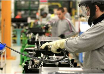 La actividad económica se contrajo un 0,3% en octubre